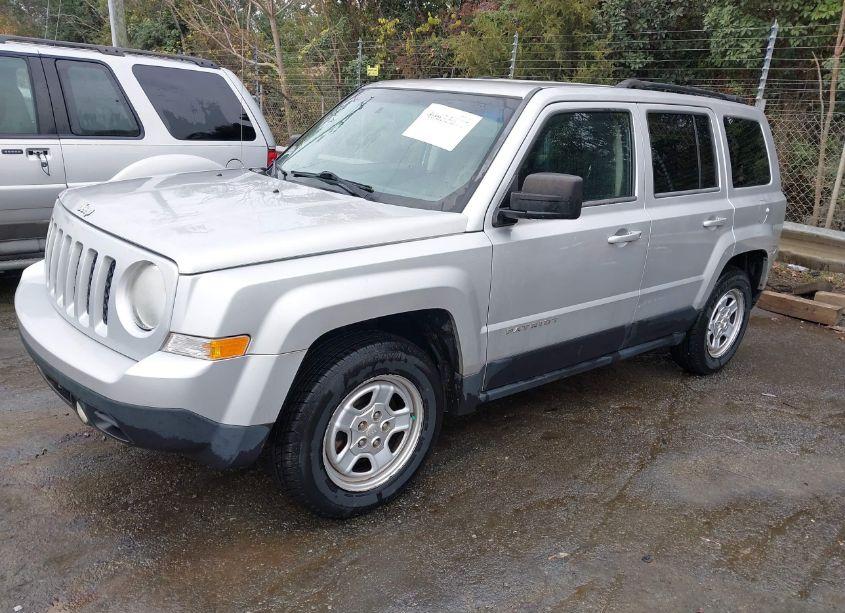 Photo 2 of 2014 Jeep Patriot SPORT (VIN 1C4NJPBA4ED506173)