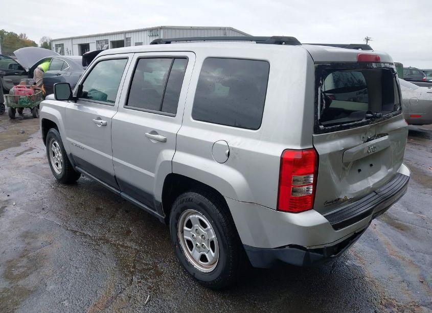 Photo 3 of 2014 Jeep Patriot SPORT (VIN 1C4NJPBA4ED506173)