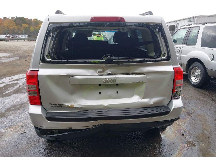 Photo 6 of 2014 Jeep Patriot SPORT (VIN 1C4NJPBA4ED506173)