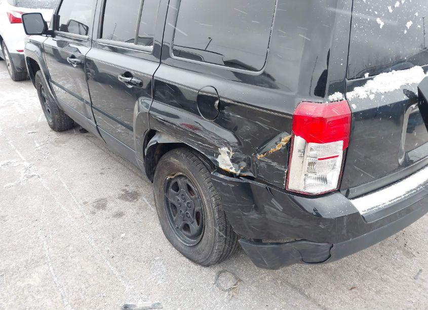 Photo 6 of 2014 Jeep Patriot SPORT (VIN 1C4NJPBA4ED573047)