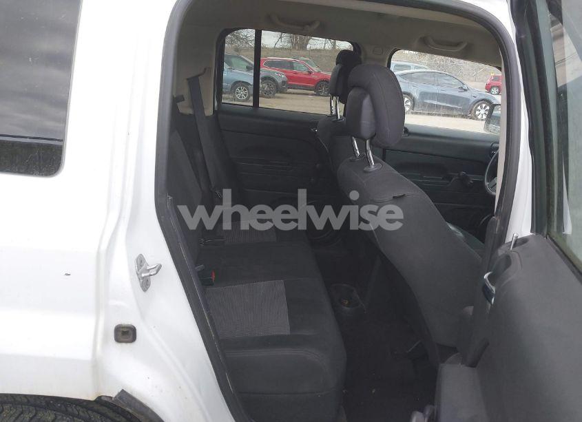 Photo 8 of 2014 Jeep Patriot SPORT (VIN 1C4NJPBA4ED574876)