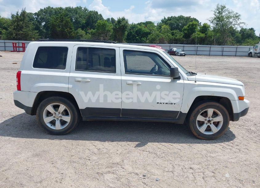 Photo 15 of 2014 Jeep Patriot ALTITUDE (VIN 1C4NJPBA4ED726137)