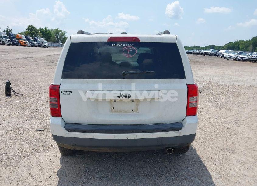Photo 16 of 2014 Jeep Patriot ALTITUDE (VIN 1C4NJPBA4ED726137)