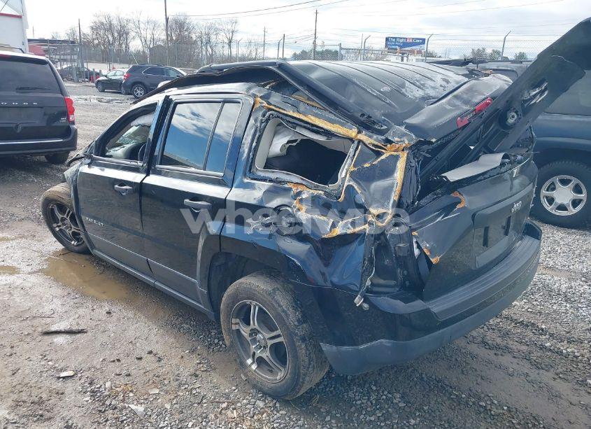 Photo 3 of 2014 Jeep Patriot SPORT (VIN 1C4NJPBA4ED752513)
