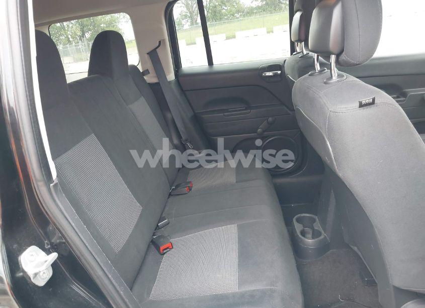 Photo 8 of 2014 Jeep Patriot SPORT (VIN 1C4NJPBA4ED789478)