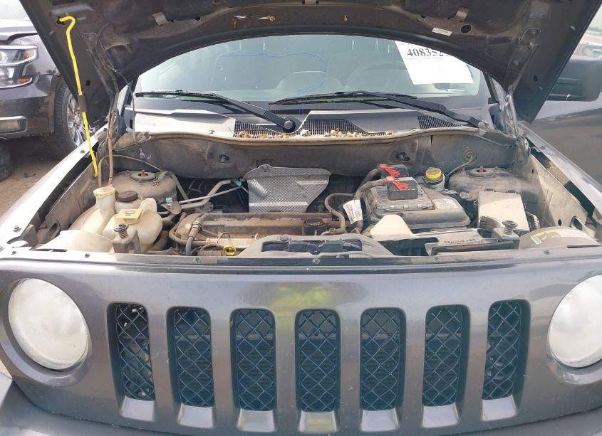 Photo 10 of 2014 Jeep Patriot ALTITUDE (VIN 1C4NJPBA4ED819238)