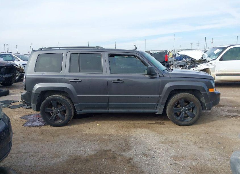 Photo 13 of 2014 Jeep Patriot ALTITUDE (VIN 1C4NJPBA4ED819238)