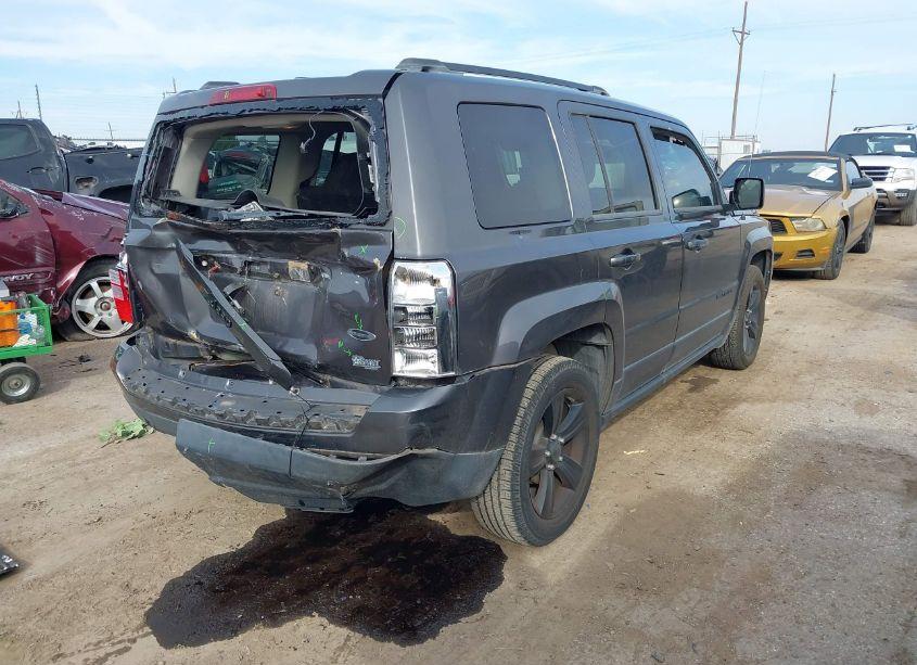 Photo 4 of 2014 Jeep Patriot ALTITUDE (VIN 1C4NJPBA4ED819238)