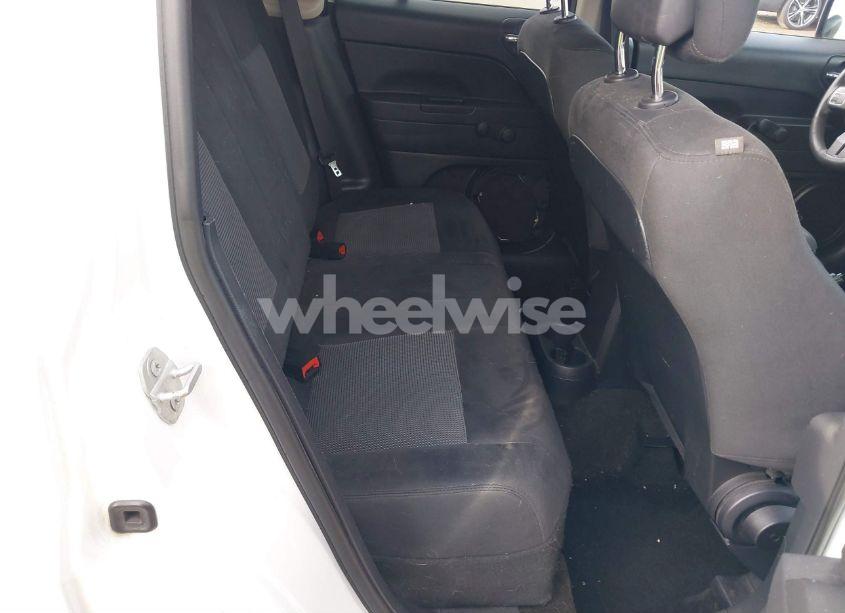 Photo 8 of 2015 Jeep Patriot ALTITUDE EDITION (VIN 1C4NJPBA4FD350685)