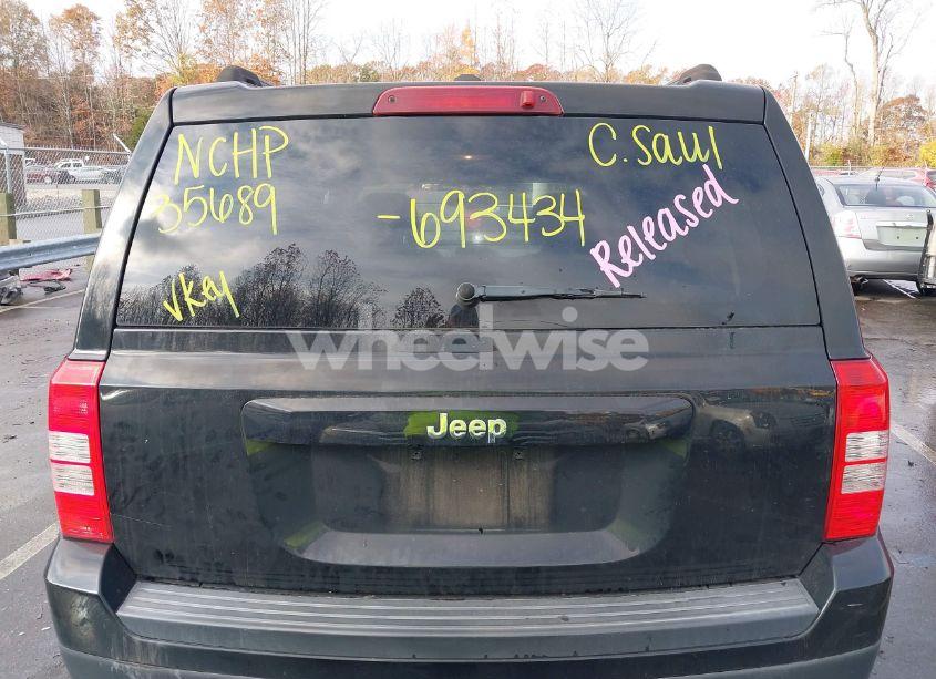 Photo 16 of 2016 Jeep Patriot SPORT (VIN 1C4NJPBA4GD693434)