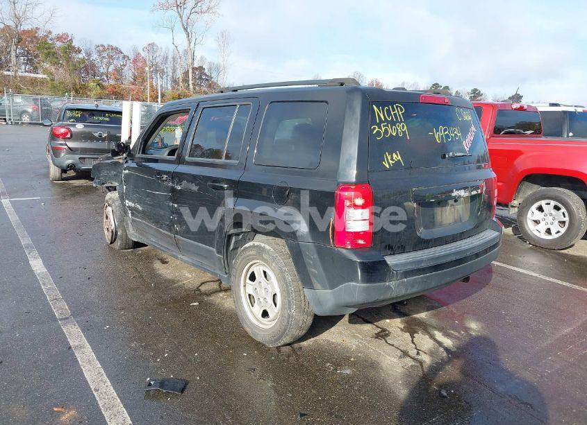 Photo 3 of 2016 Jeep Patriot SPORT (VIN 1C4NJPBA4GD693434)