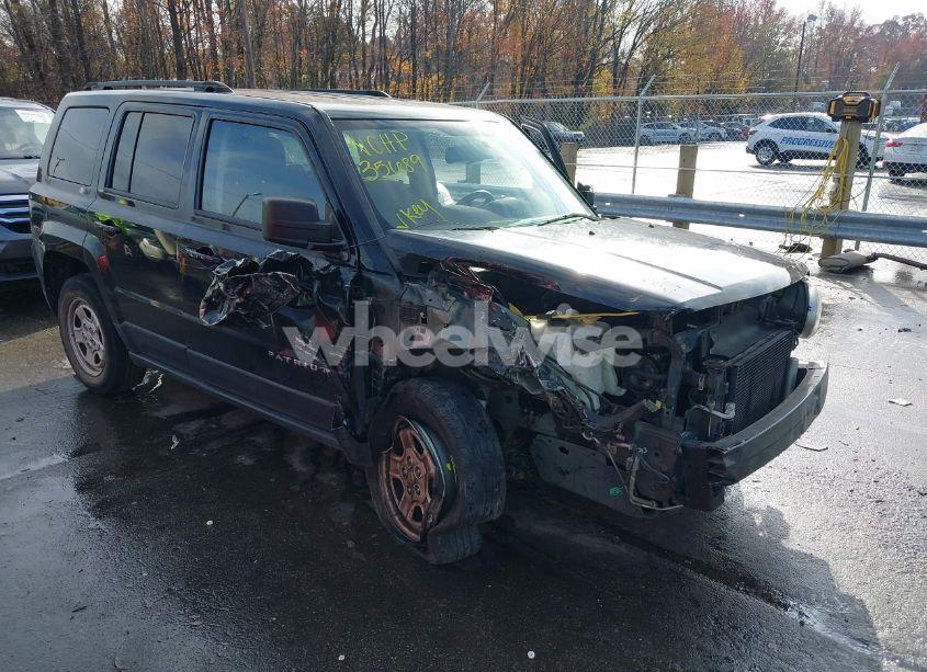Photo 6 of 2016 Jeep Patriot SPORT (VIN 1C4NJPBA4GD693434)