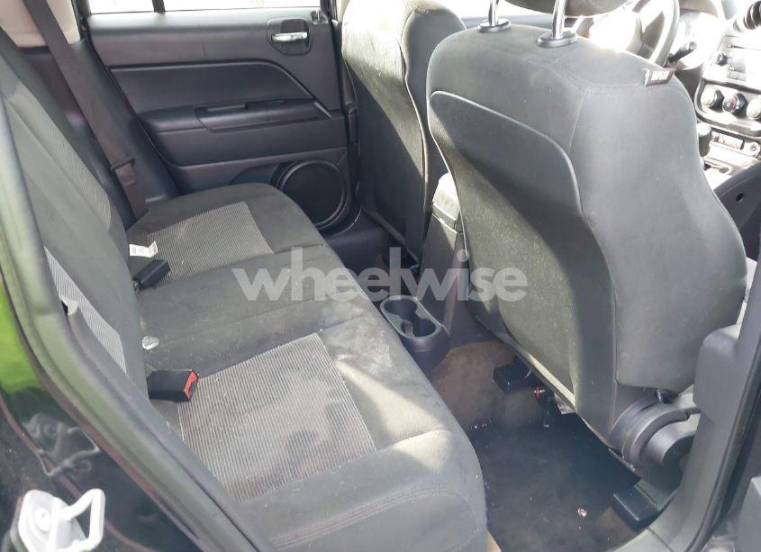 Photo 8 of 2016 Jeep Patriot SPORT (VIN 1C4NJPBA4GD693434)