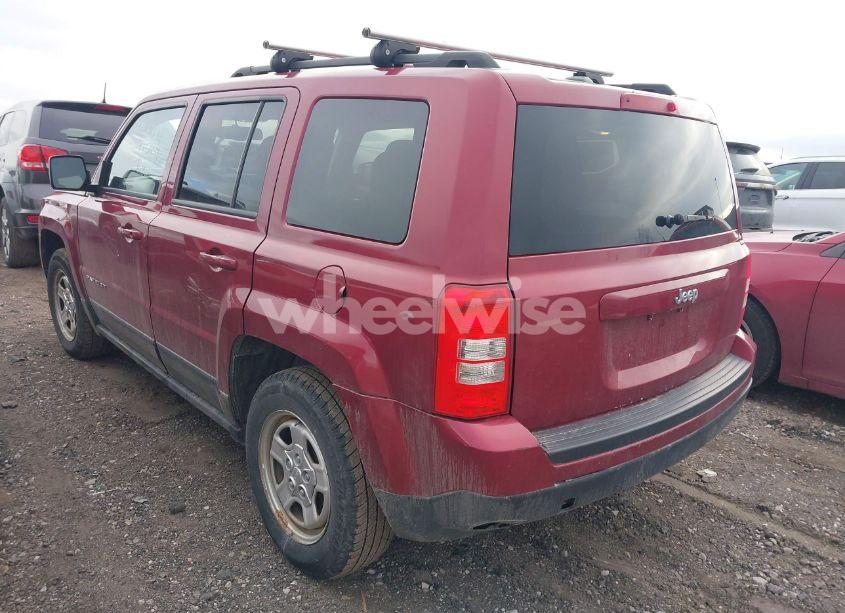 Photo 3 of 2016 Jeep Patriot SPORT (VIN 1C4NJPBA4GD734984)