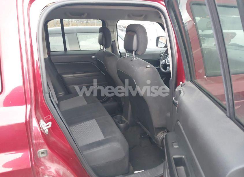 Photo 8 of 2016 Jeep Patriot SPORT (VIN 1C4NJPBA4GD734984)