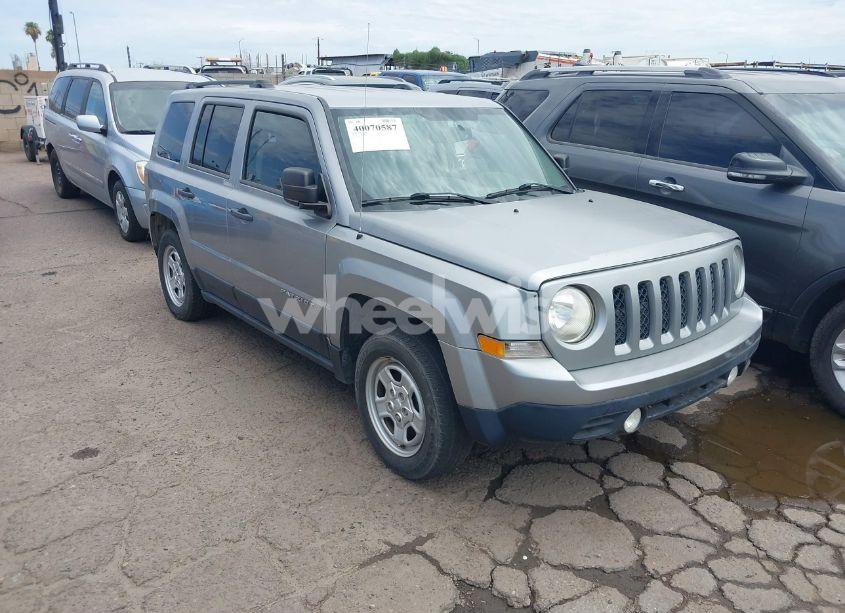 2016 Jeep Patriot SPORT (VIN 1C4NJPBA4GD738288) main photo