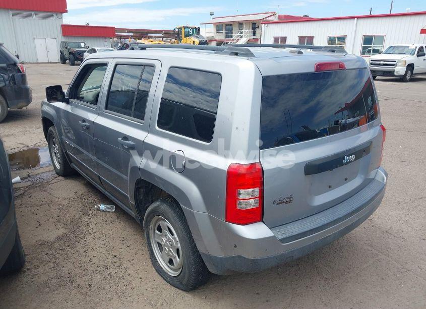 Photo 3 of 2016 Jeep Patriot SPORT (VIN 1C4NJPBA4GD738288)