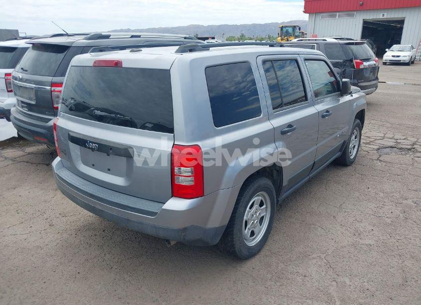 Photo 4 of 2016 Jeep Patriot SPORT (VIN 1C4NJPBA4GD738288)
