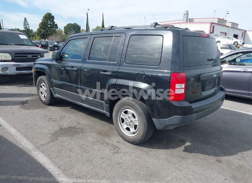 Photo 3 of 2016 Jeep Patriot SPORT (VIN 1C4NJPBA4GD809232)