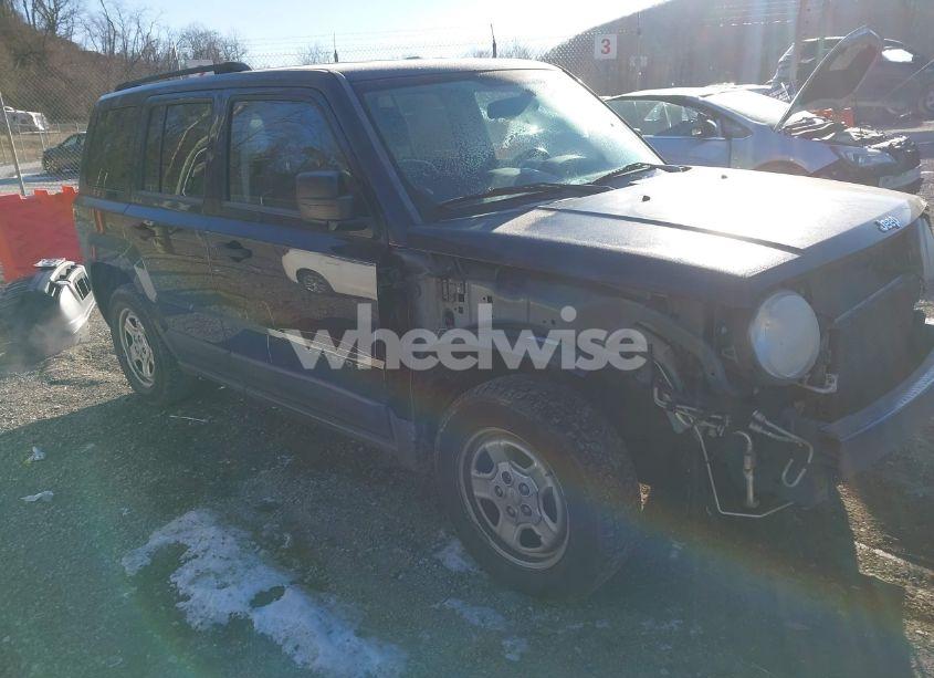 2013 Jeep Patriot SPORT (VIN 1C4NJPBA5DD213316) main photo
