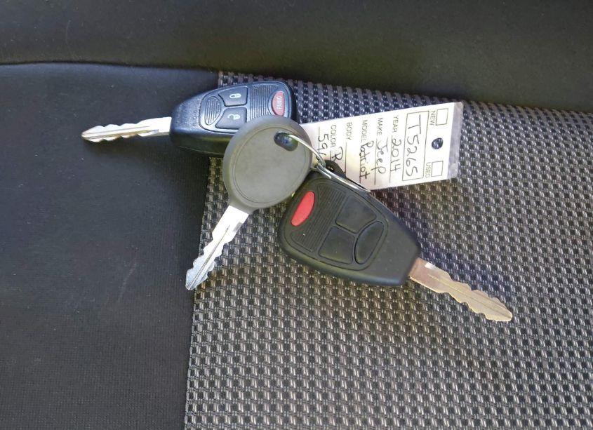 Photo 11 of 2014 Jeep Patriot SPORT (VIN 1C4NJPBA5ED596112)