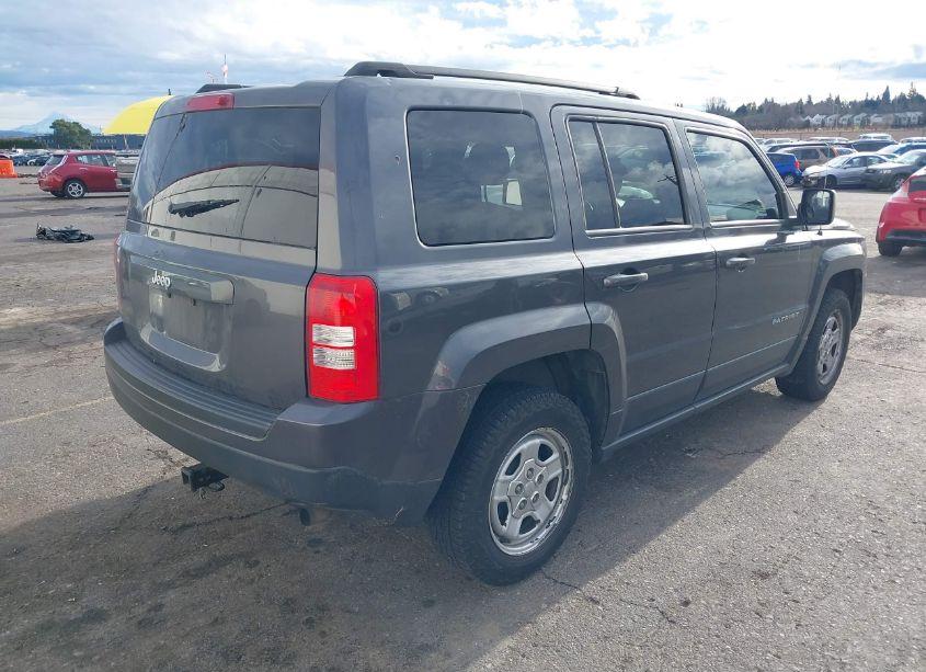 Photo 4 of 2014 Jeep Patriot SPORT (VIN 1C4NJPBA5ED779560)