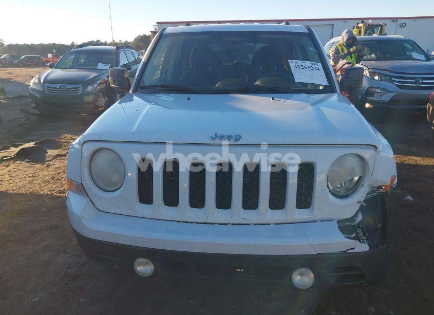 Photo 12 of 2014 Jeep Patriot SPORT (VIN 1C4NJPBA5ED801279)