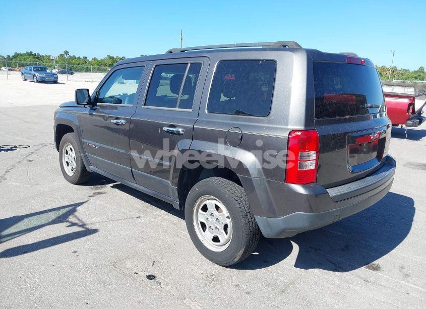 Photo 3 of 2014 Jeep Patriot SPORT (VIN 1C4NJPBA5ED842849)