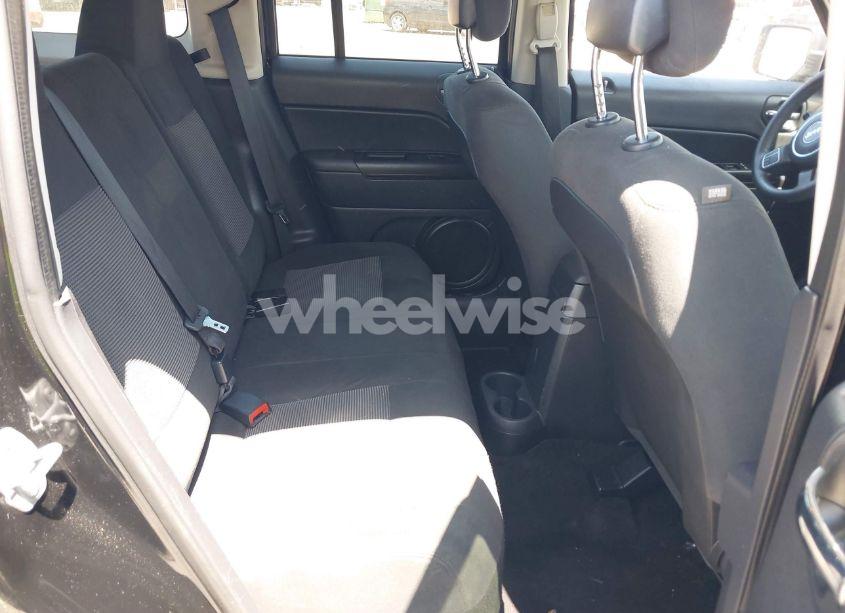 Photo 8 of 2014 Jeep Patriot ALTITUDE (VIN 1C4NJPBA5ED890383)