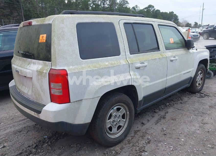 Photo 4 of 2015 Jeep Patriot SPORT (VIN 1C4NJPBA5FD285488)