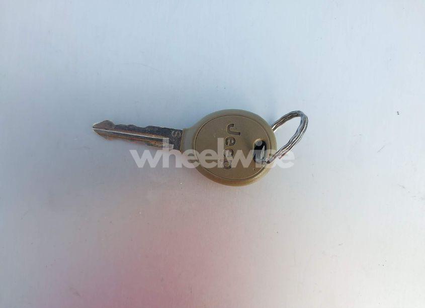 Photo 11 of 2016 Jeep Patriot SPORT (VIN 1C4NJPBA5GD514804)