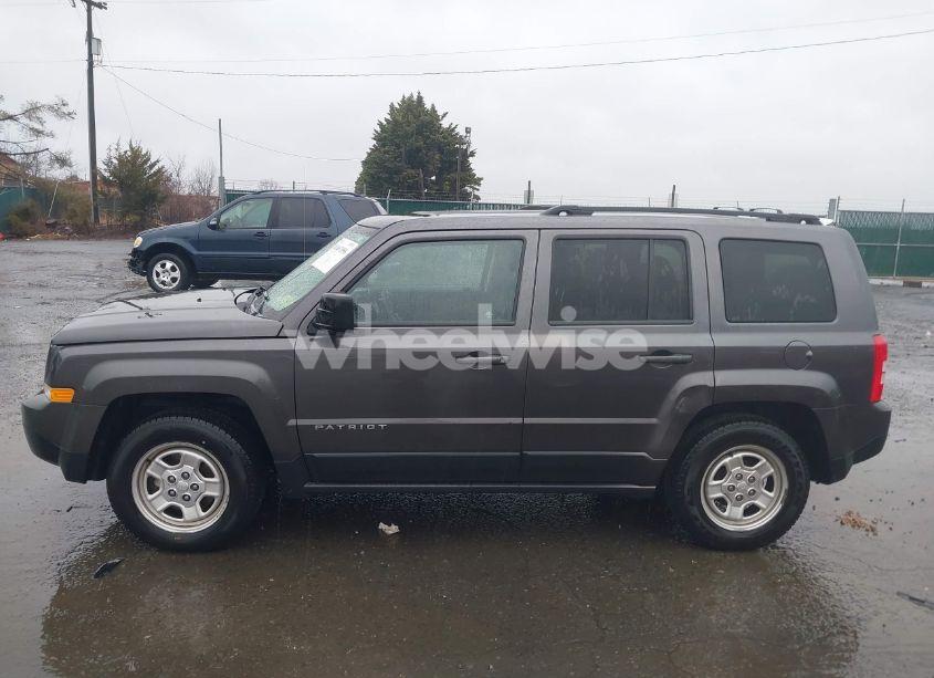 Photo 14 of 2016 Jeep Patriot SPORT (VIN 1C4NJPBA5GD528556)