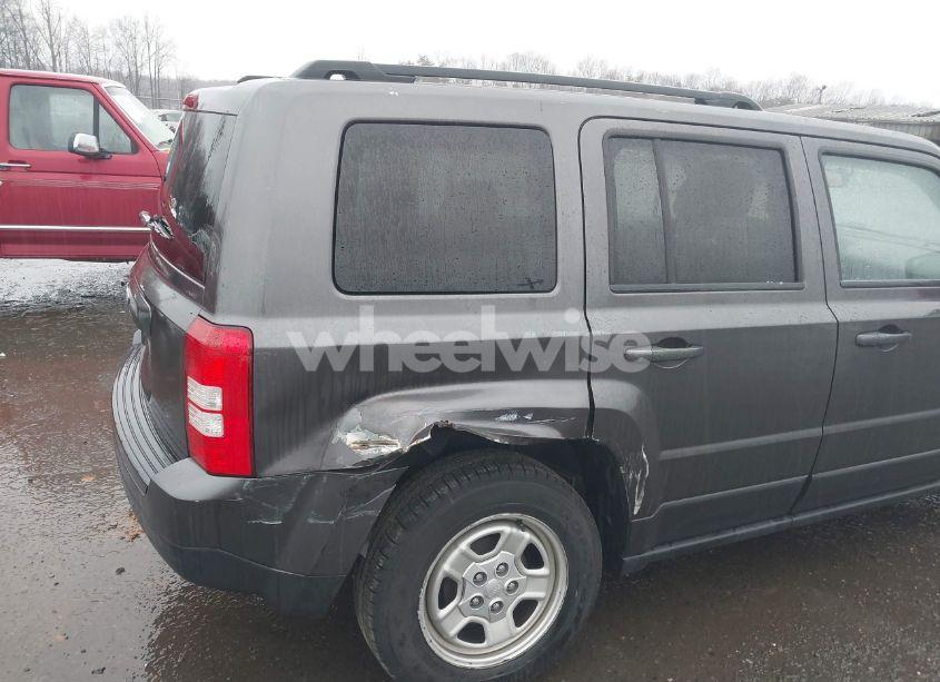 Photo 6 of 2016 Jeep Patriot SPORT (VIN 1C4NJPBA5GD528556)