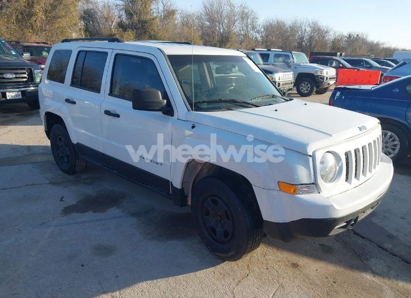 2016 Jeep Patriot SPORT (VIN 1C4NJPBA5GD548886) main photo