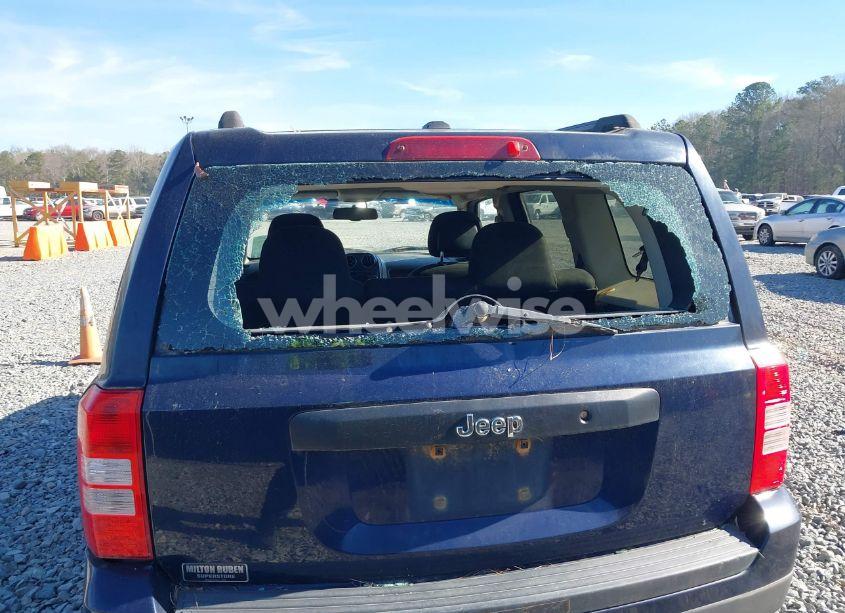 Photo 6 of 2016 Jeep Patriot SPORT (VIN 1C4NJPBA5GD628639)