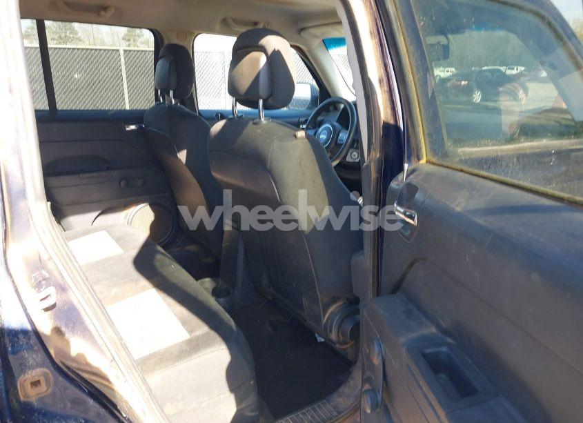 Photo 8 of 2016 Jeep Patriot SPORT (VIN 1C4NJPBA5GD628639)