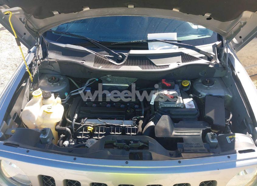 Photo 10 of 2016 Jeep Patriot SPORT (VIN 1C4NJPBA5GD656361)