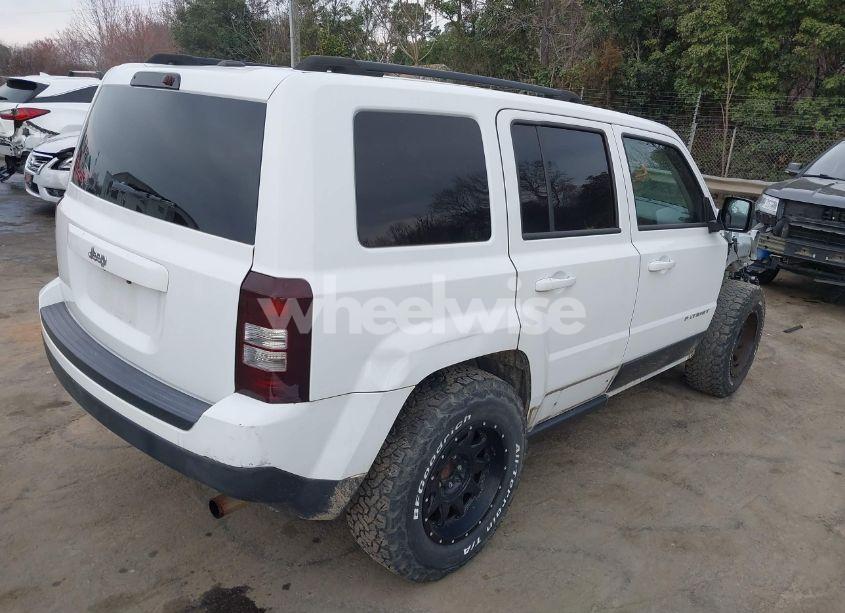 Photo 4 of 2016 Jeep Patriot SPORT (VIN 1C4NJPBA5GD700309)