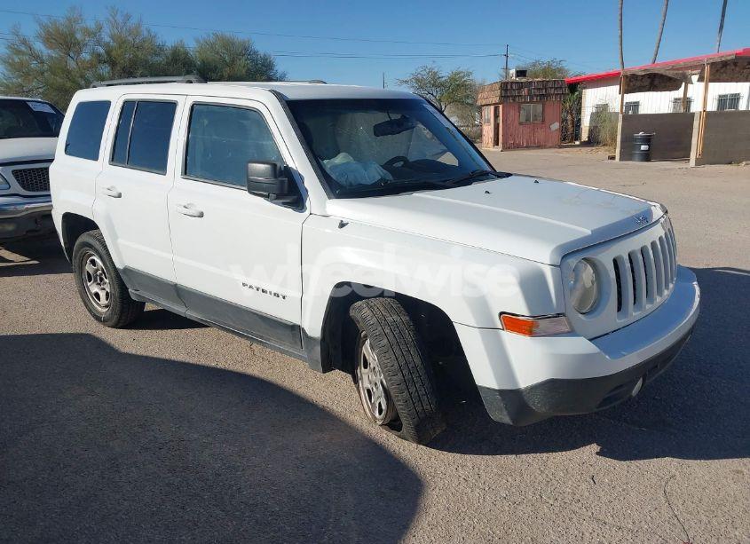 2016 Jeep Patriot SPORT (VIN 1C4NJPBA5GD747324) main photo