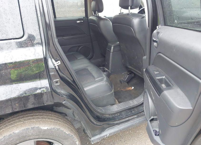 Photo 8 of 2017 Jeep Patriot SPORT SE FWD (VIN 1C4NJPBA5HD156668)