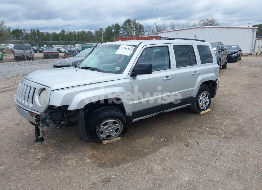 Photo 2 of 2012 Jeep Patriot SPORT (VIN 1C4NJPBA6CD632452)