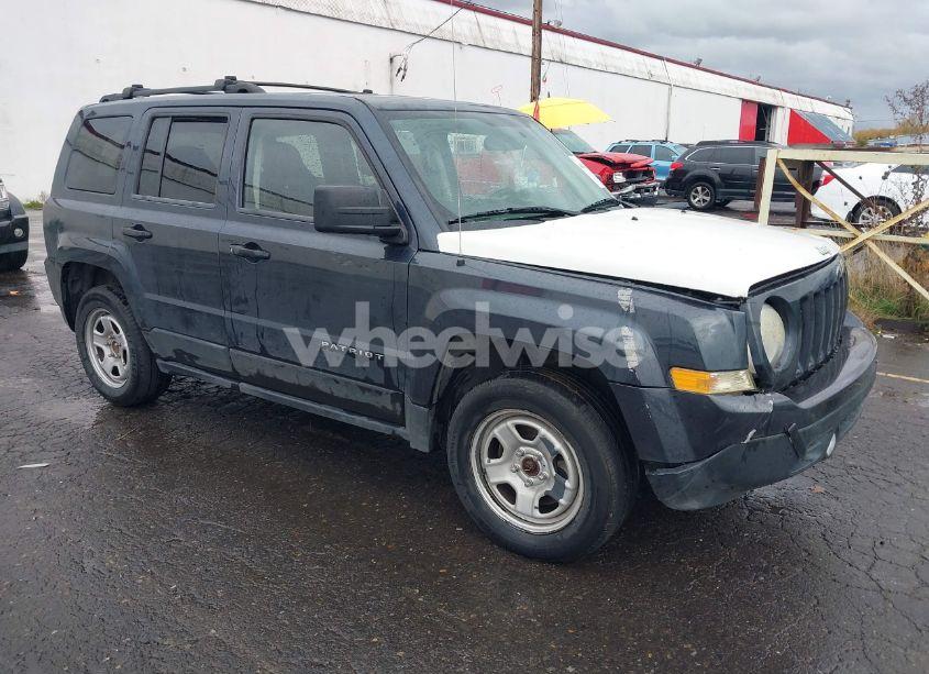 2014 Jeep Patriot SPORT (VIN 1C4NJPBA6ED714586) main photo