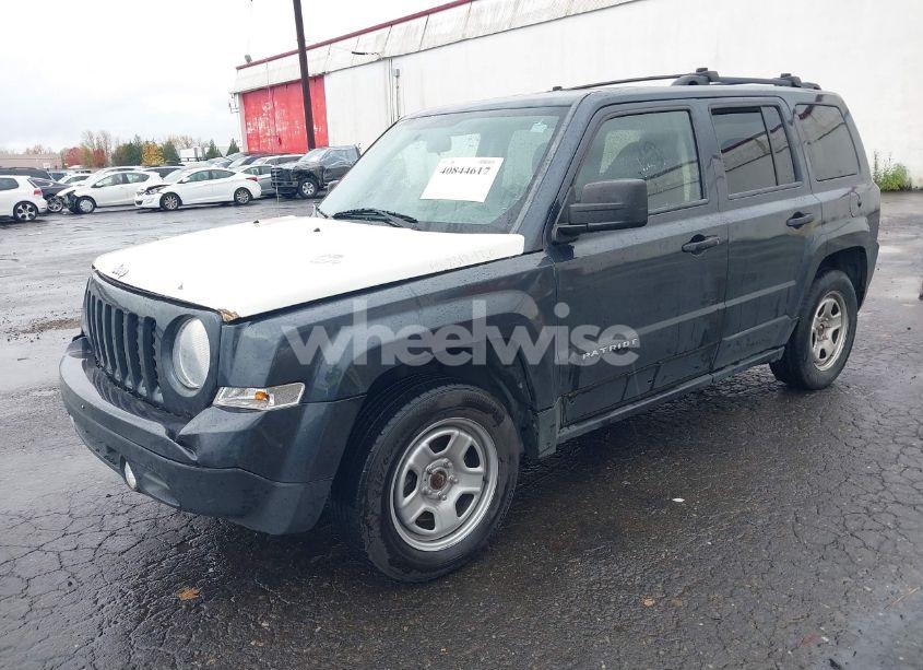 Photo 2 of 2014 Jeep Patriot SPORT (VIN 1C4NJPBA6ED714586)