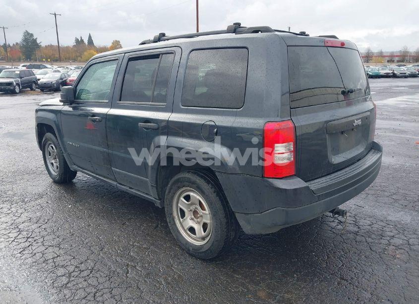 Photo 3 of 2014 Jeep Patriot SPORT (VIN 1C4NJPBA6ED714586)