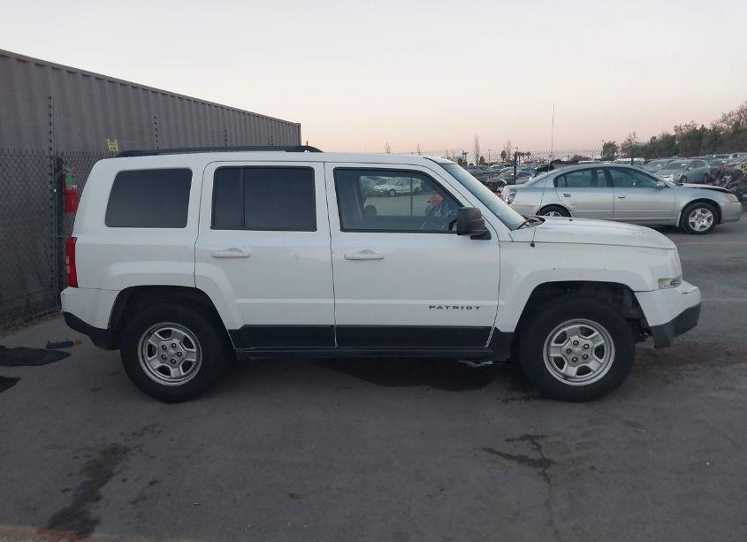 Photo 13 of 2014 Jeep Patriot SPORT (VIN 1C4NJPBA6ED749595)