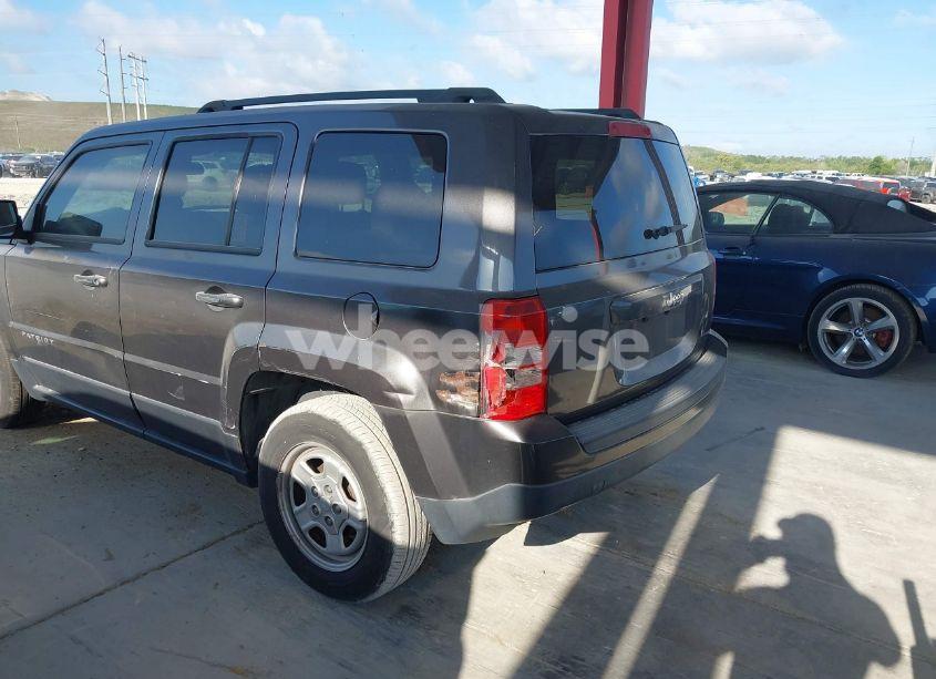 Photo 6 of 2014 Jeep Patriot SPORT (VIN 1C4NJPBA6ED881532)