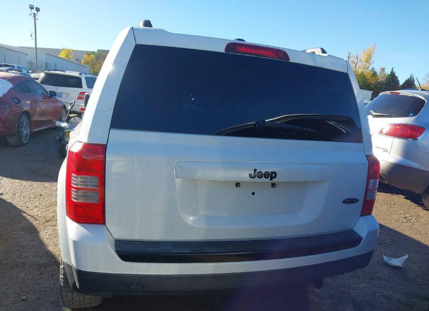 Photo 16 of 2015 Jeep Patriot ALTITUDE EDITION (VIN 1C4NJPBA6FD171533)