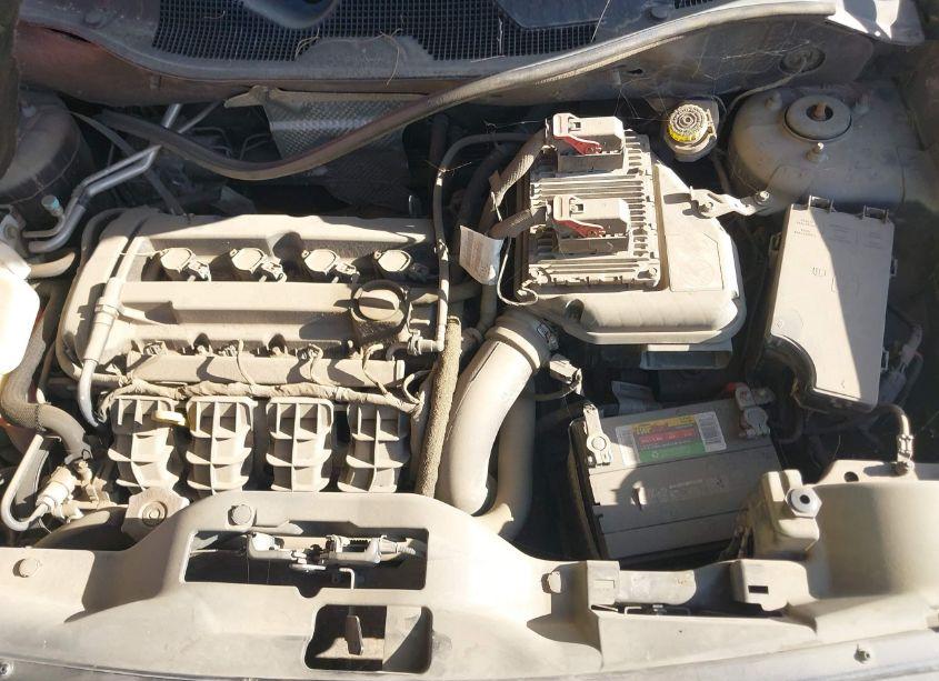 Photo 10 of 2015 Jeep Patriot ALTITUDE EDITION (VIN 1C4NJPBA6FD428996)