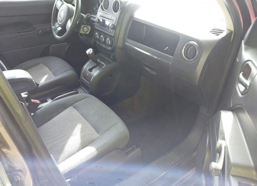 Photo 5 of 2015 Jeep Patriot ALTITUDE EDITION (VIN 1C4NJPBA6FD428996)