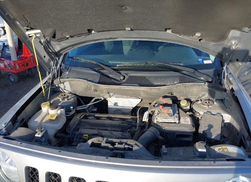 Photo 10 of 2016 Jeep Patriot SPORT (VIN 1C4NJPBA6GD514505)